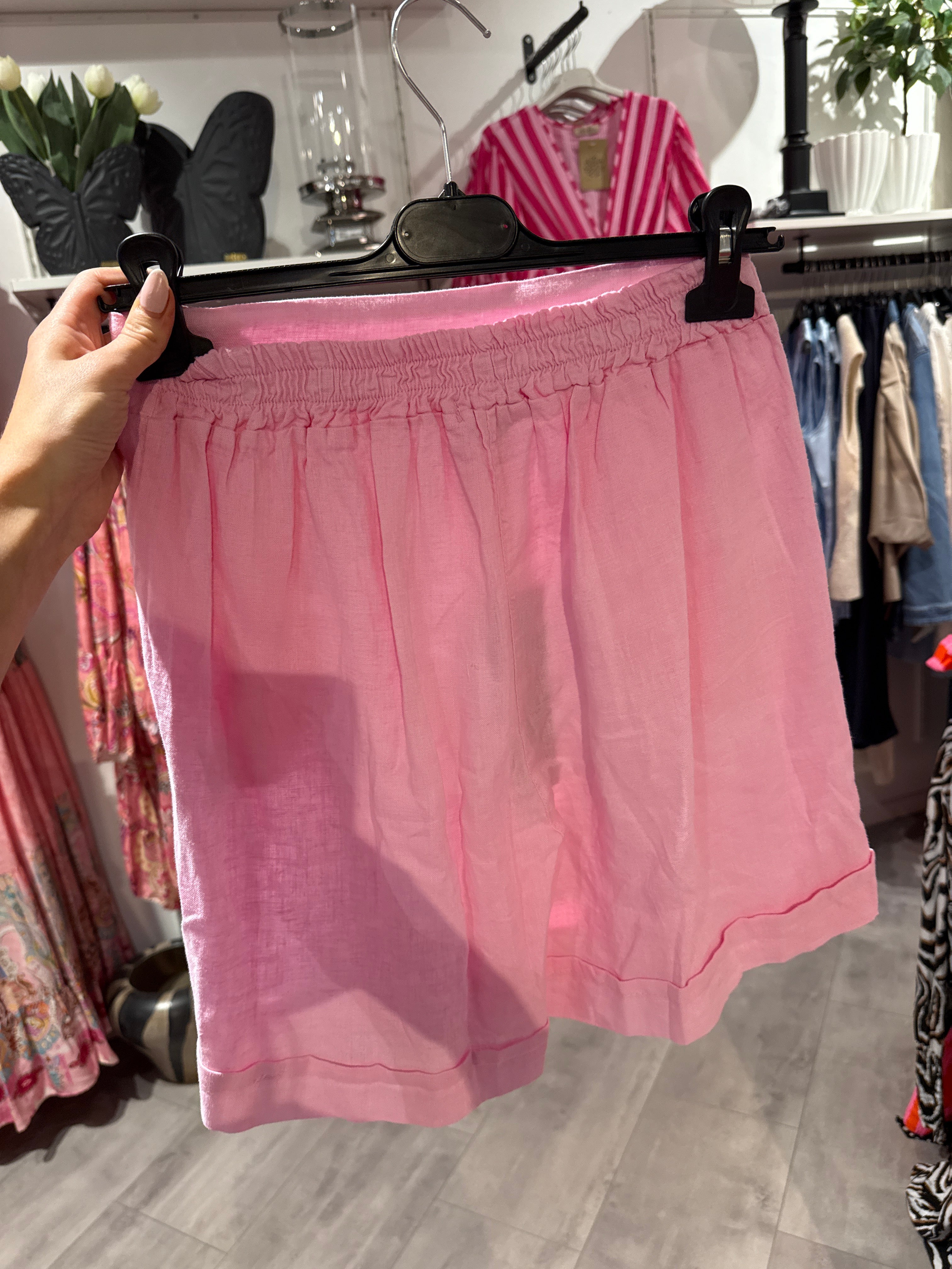 Anette linne shorts hot pink