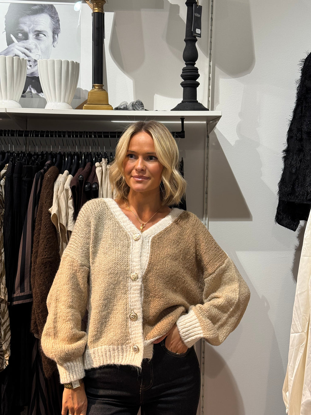 BLOCK PATTERNED KNITTED CARDIGAN
