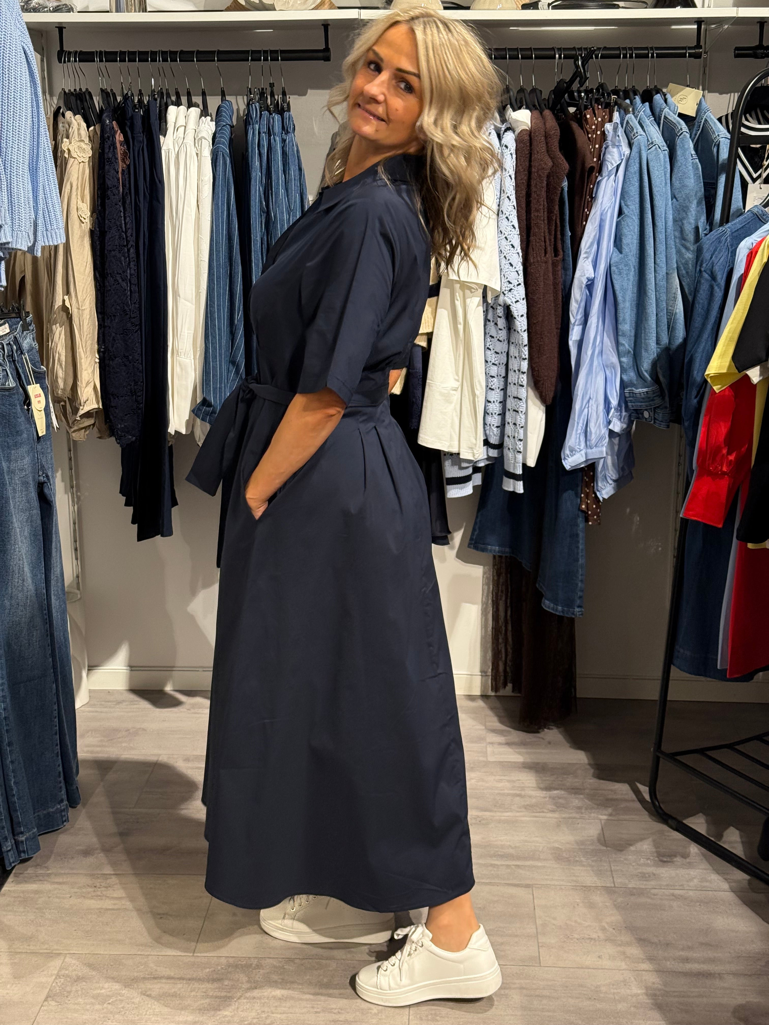 CUnizzy Antoinett Dress - Blue Iris - Blue