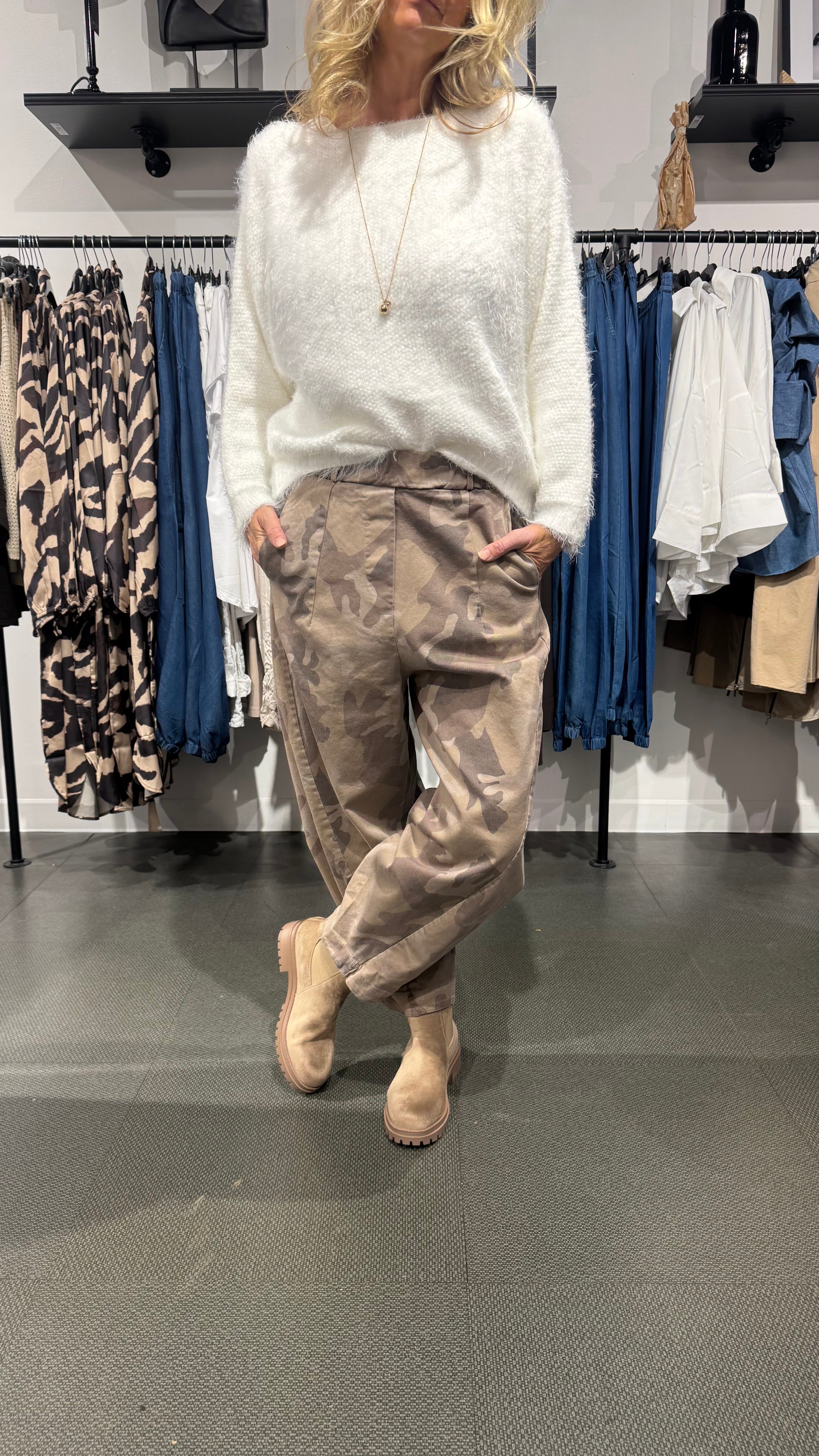 MdcBeryl pants - beige camo