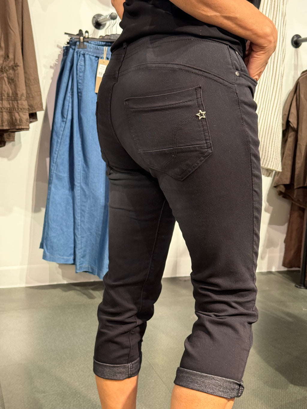 Capri jeans- svart