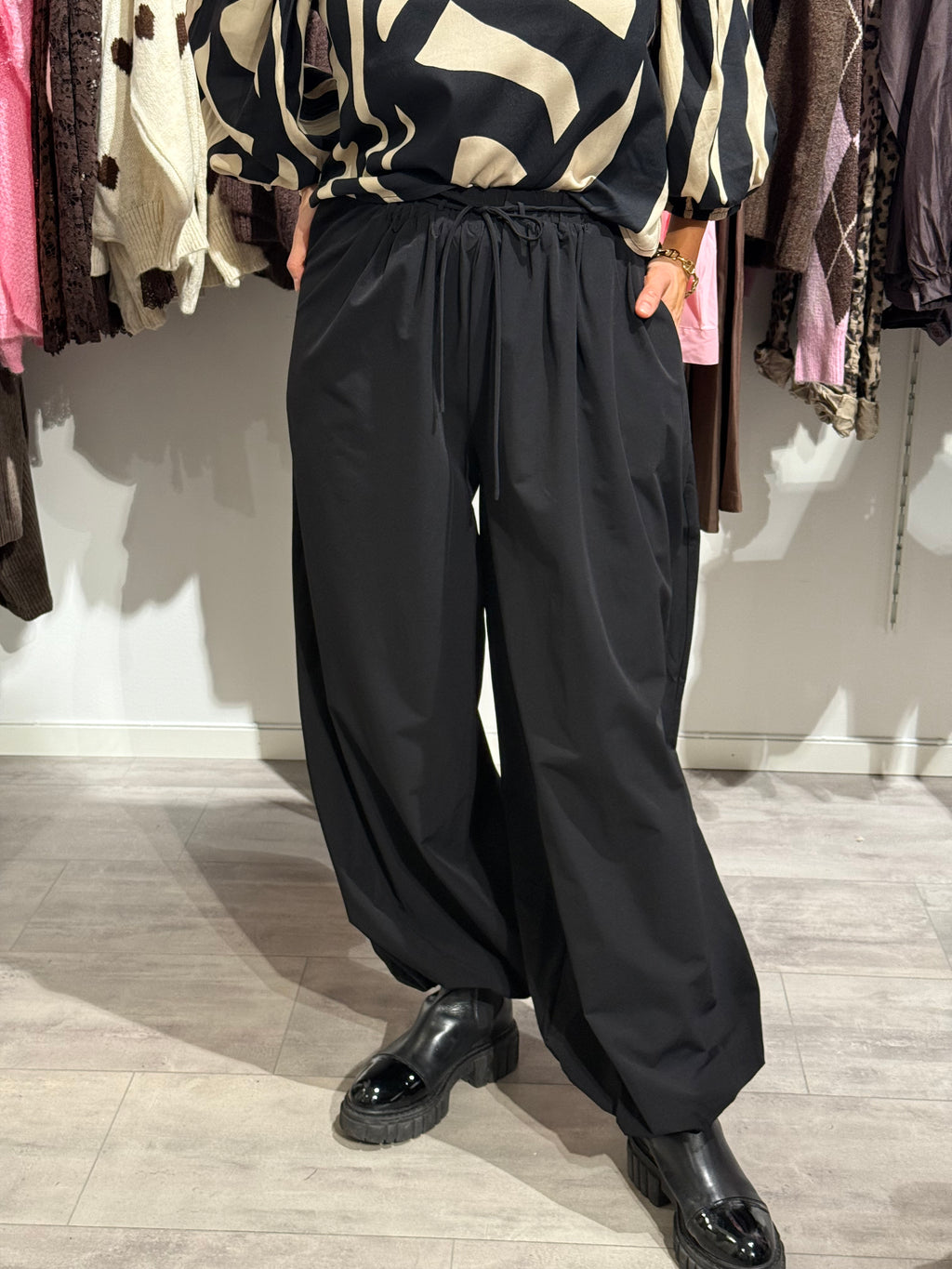 Balloon pant- black