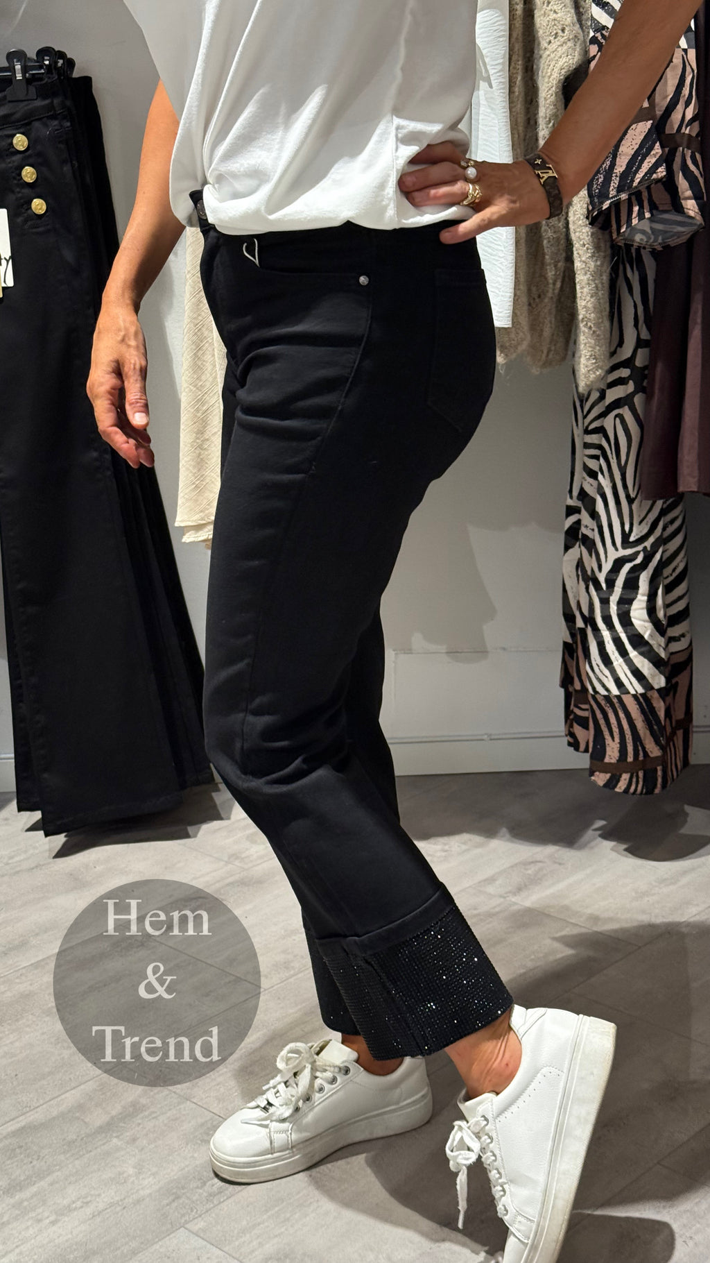 Jeans straight- bling svart
