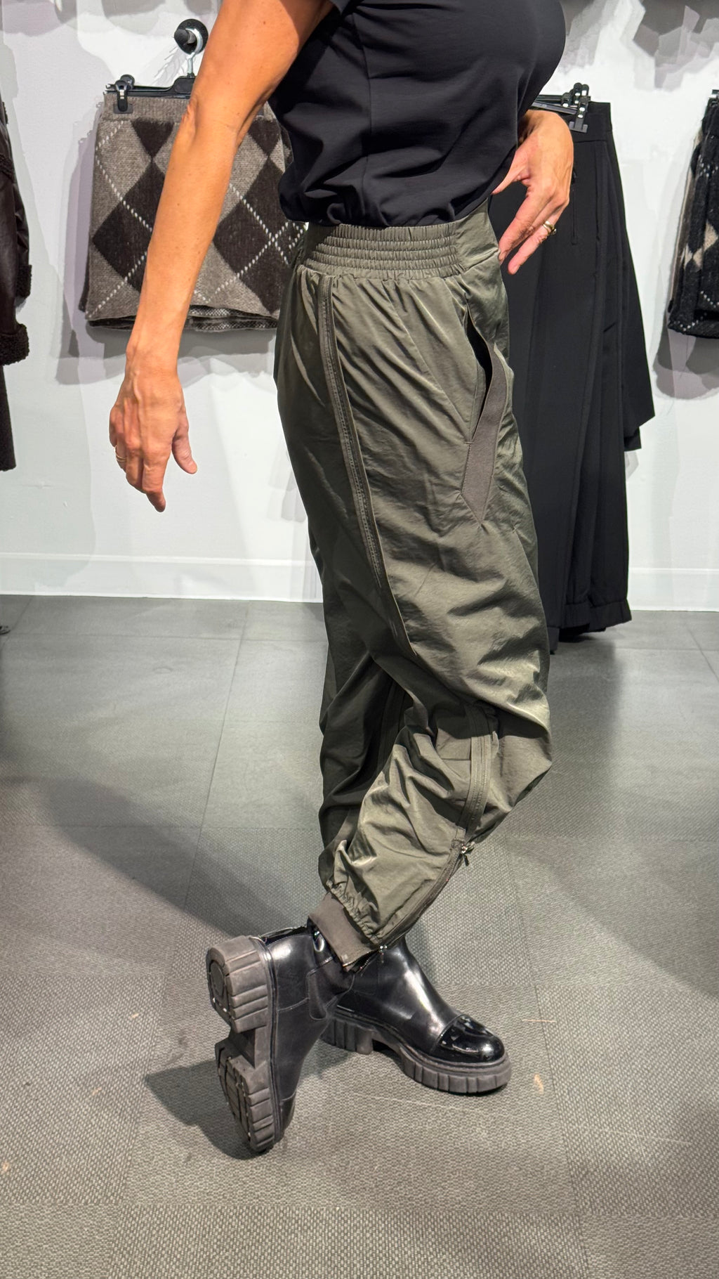 MollieGo pants - dark army