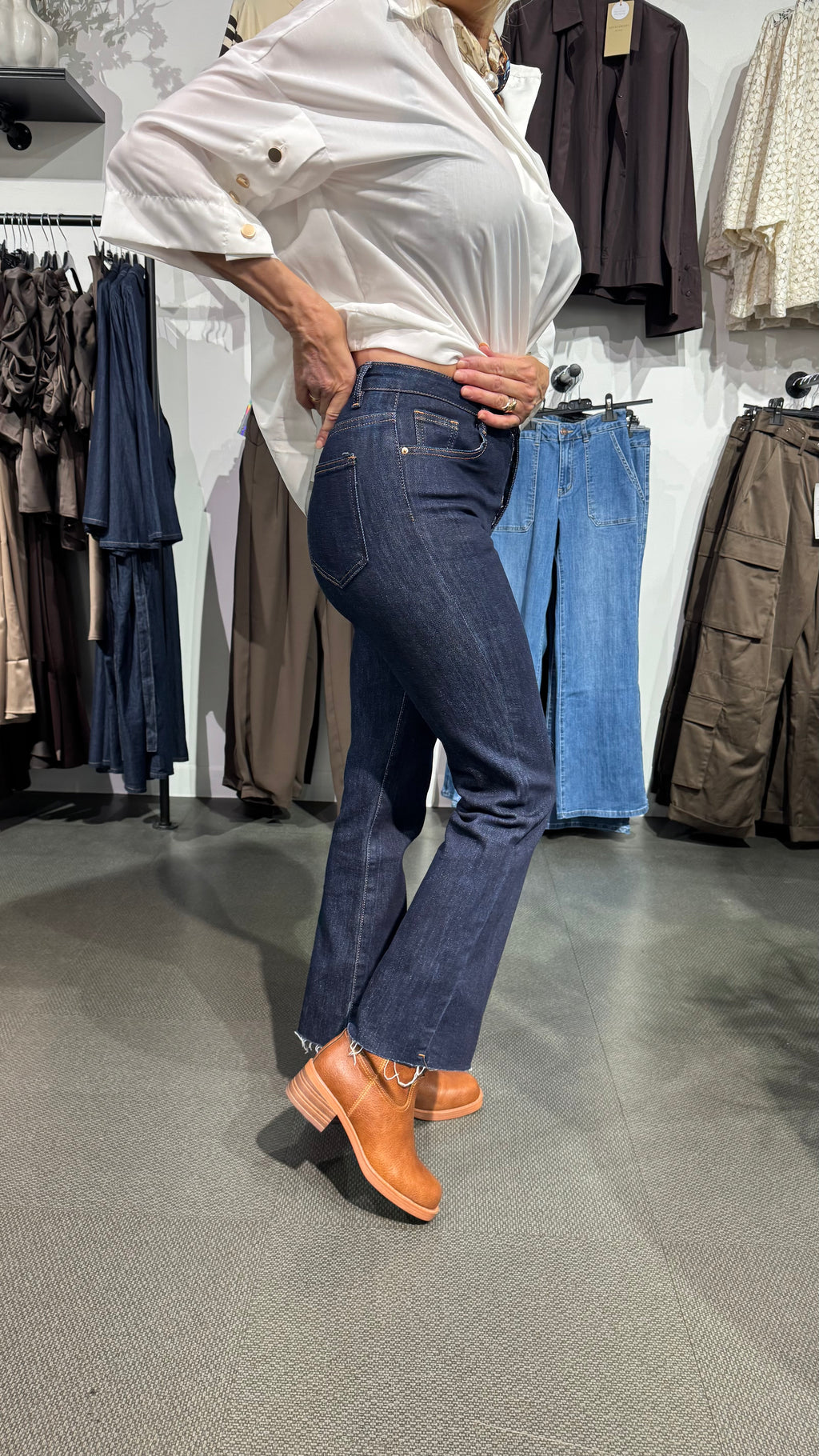 Flared jeans - dark denim