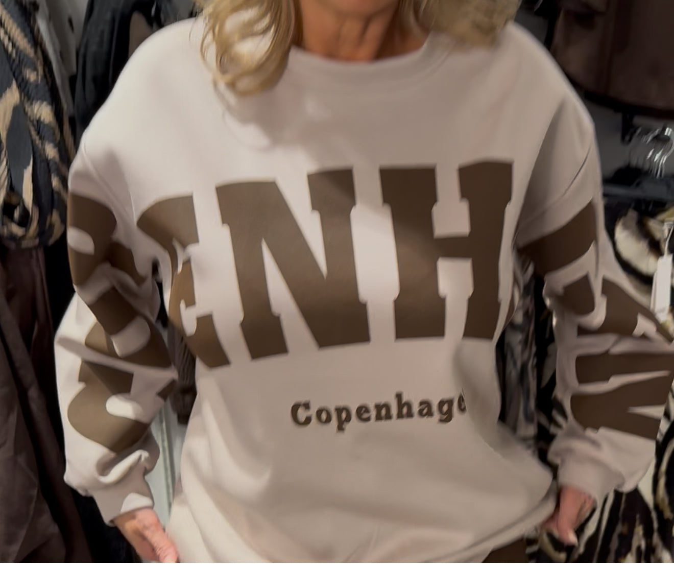 SWEATSHIRT MDCHIBISCUS