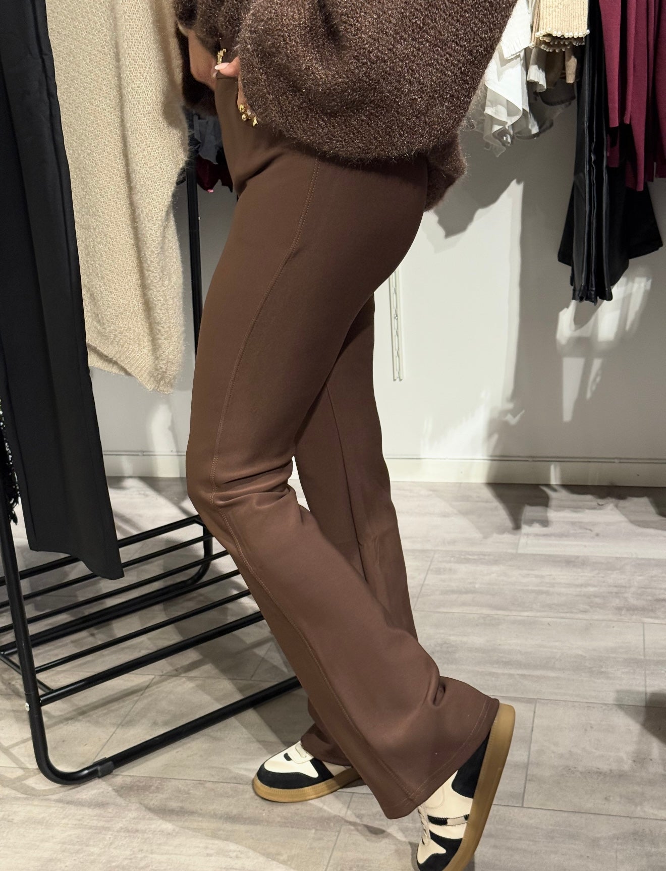 Mjukis kostymbyxa bootcut skärp Brun