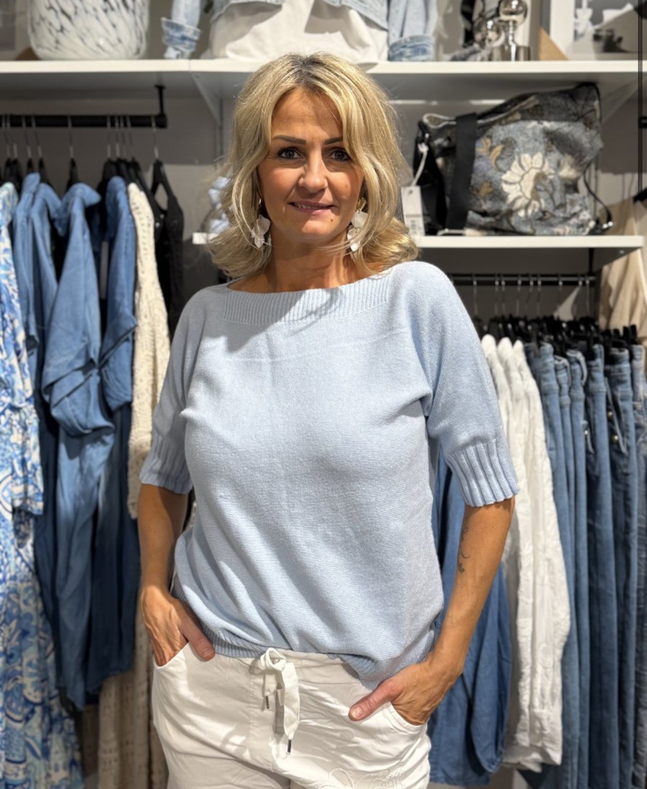 Alice topp ljusblå