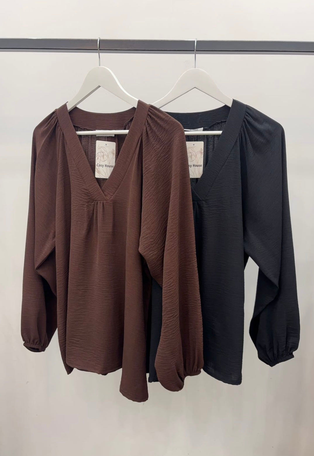 V-neck blouse - black