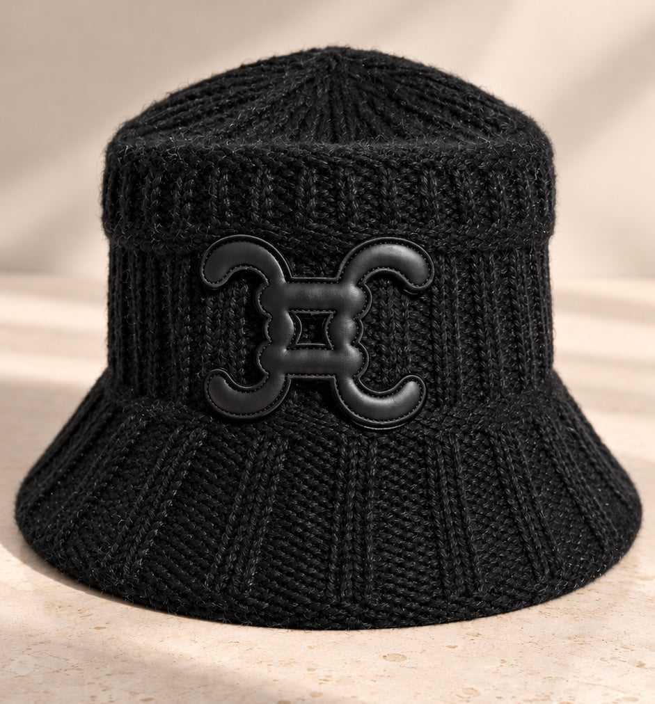 CC BUCKET KNIT - BLACK