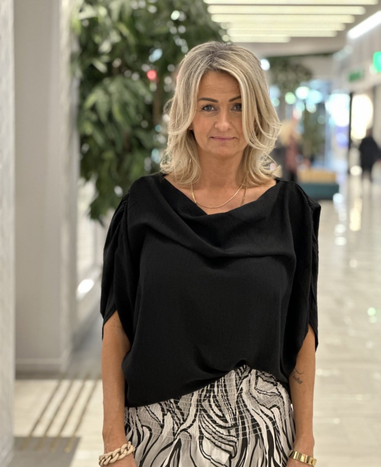 Off shoulder topp svart