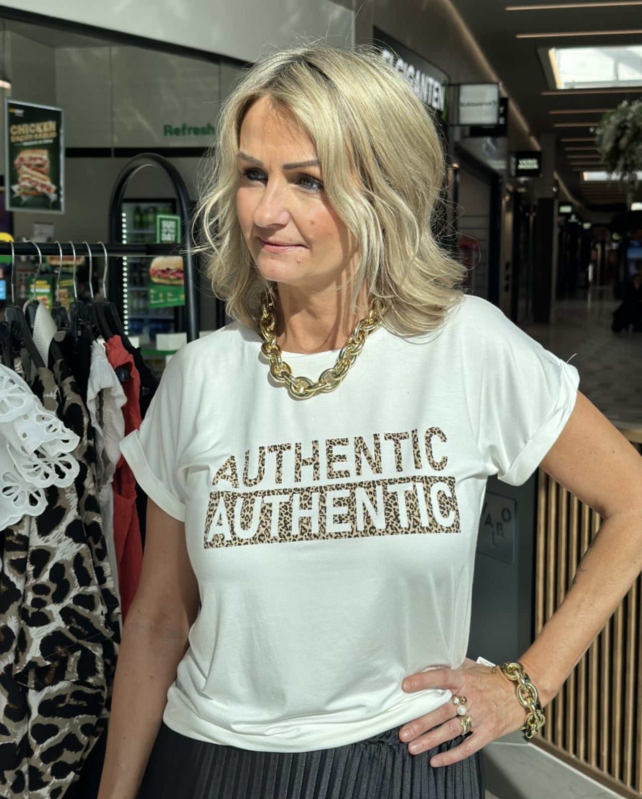 Authentic t-shirt vit