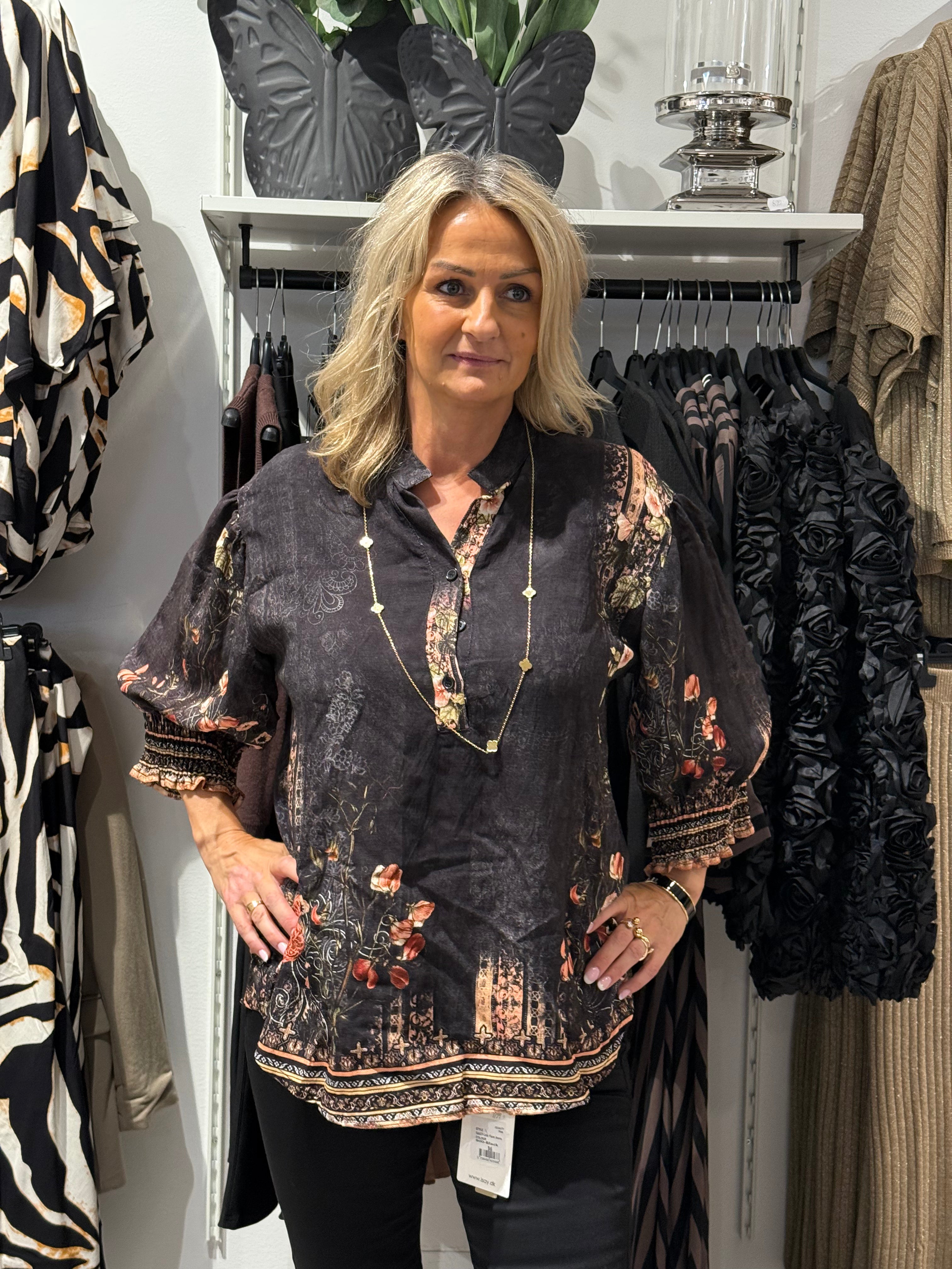 Nero blus svart