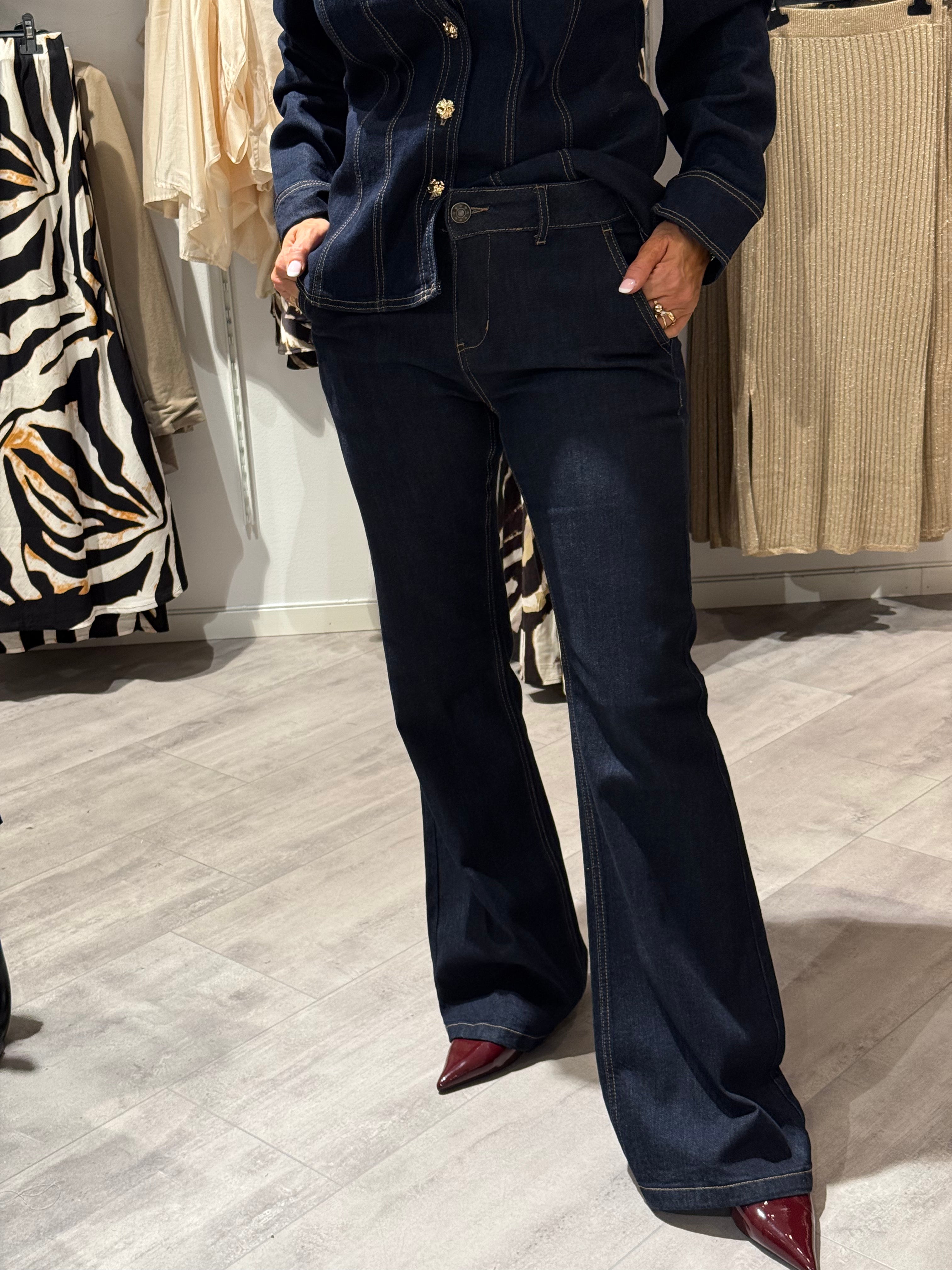 CUalicent Ami Flare Jeans