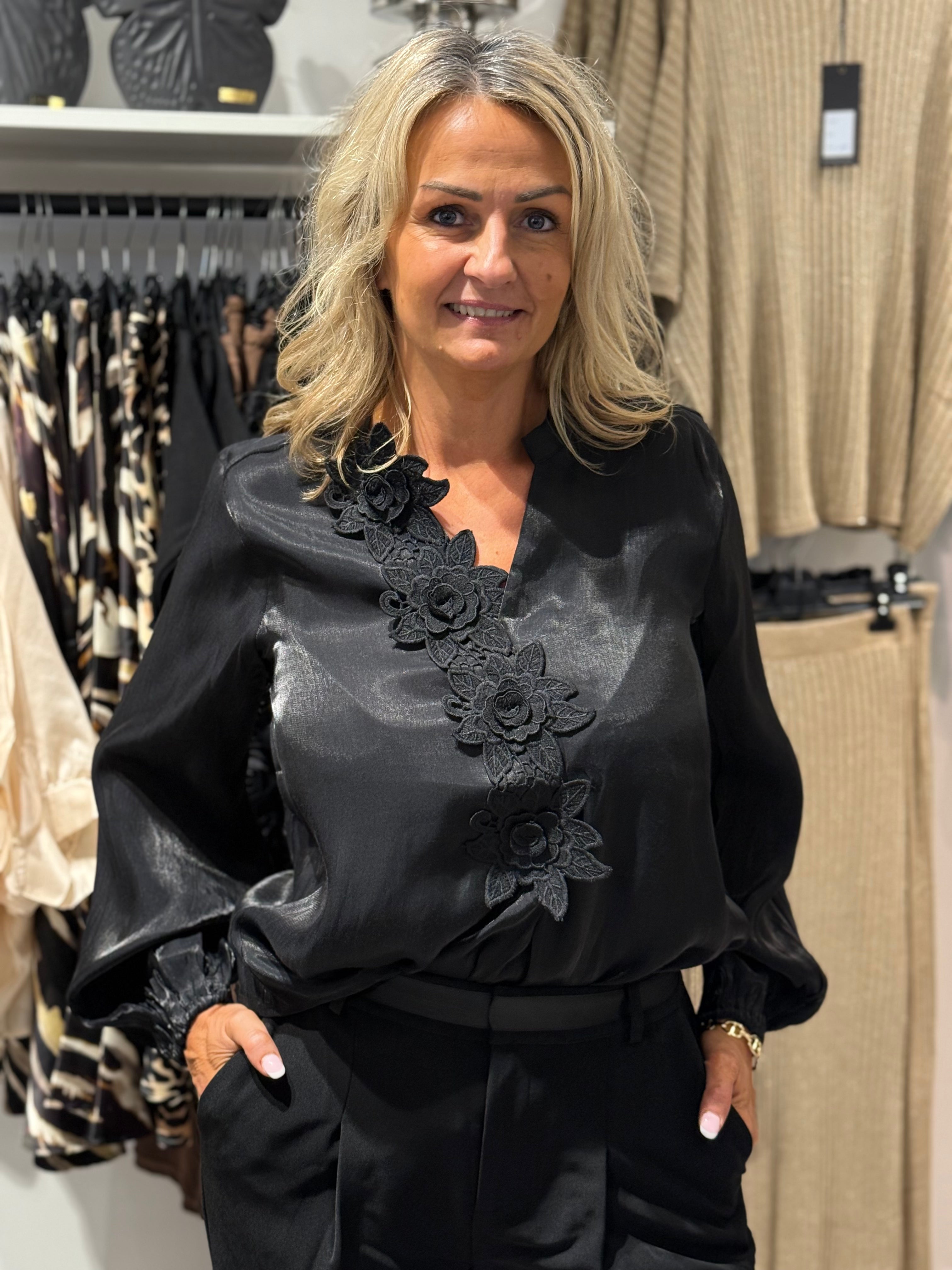 CUfiola Blouse - black