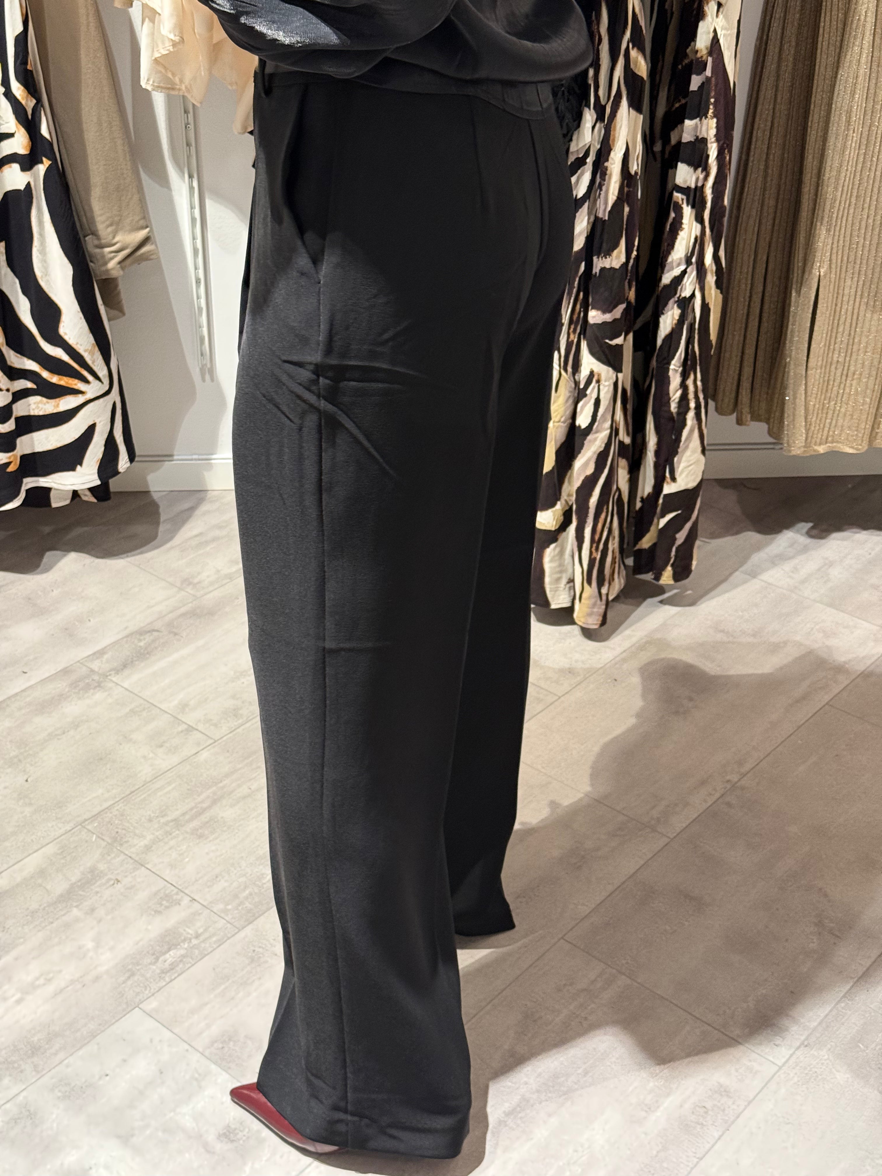 CUannagrethe Suit Trousers - black