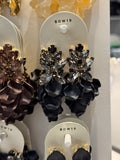 LEAF BIG STONE EARRINGS BLACK