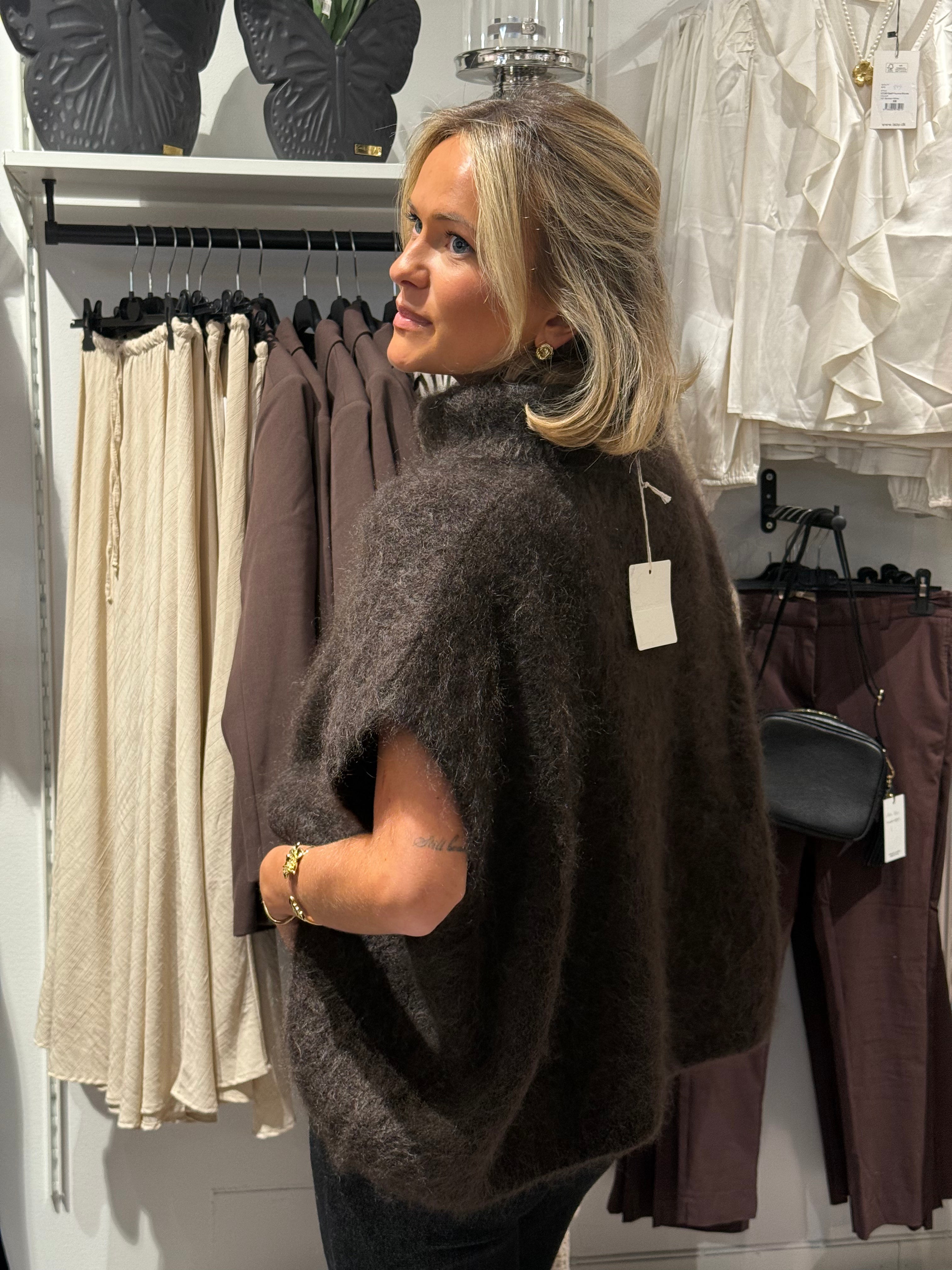 MOHAIR POLO-chocolate brown