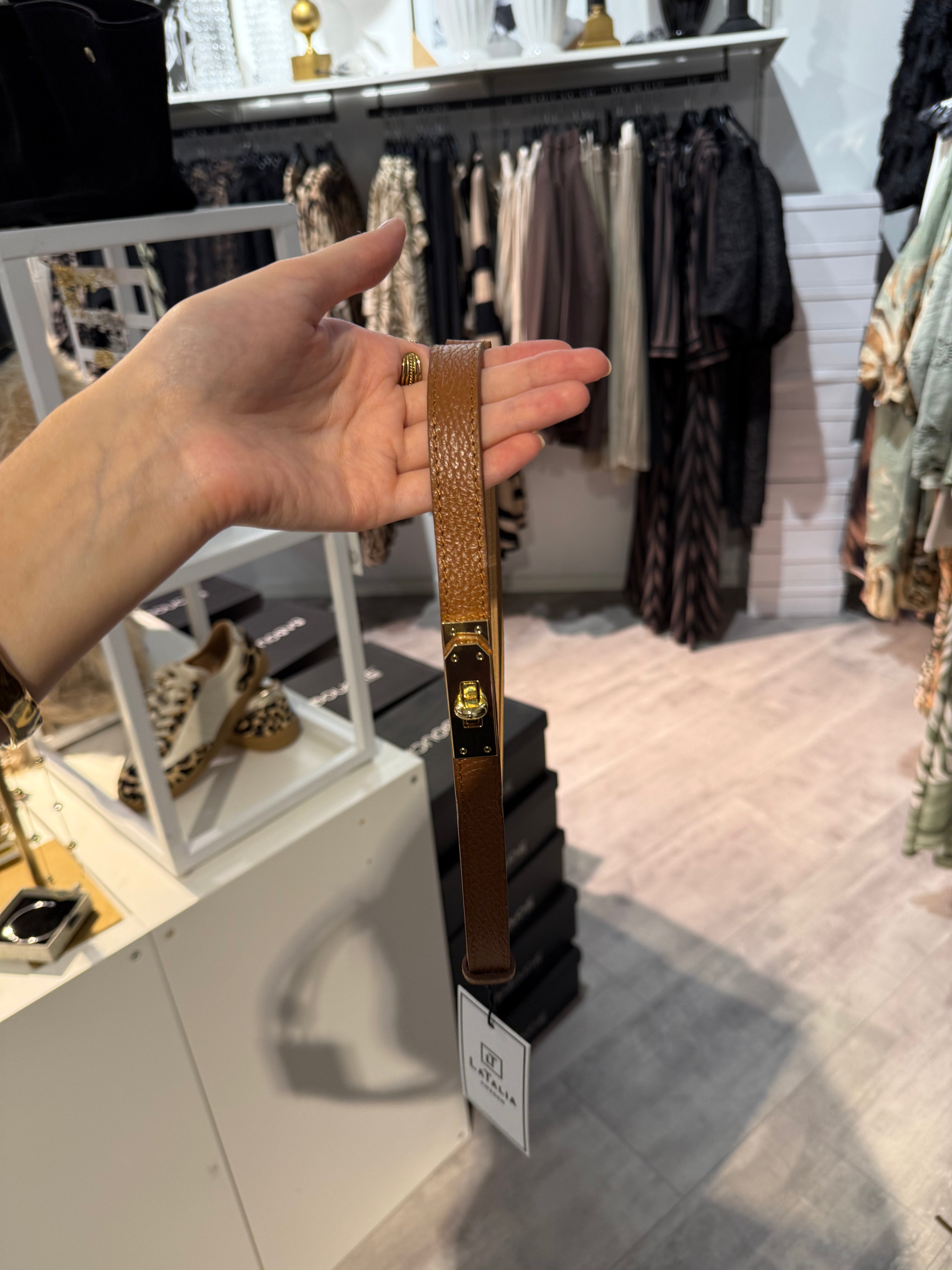 Leather belt Camel