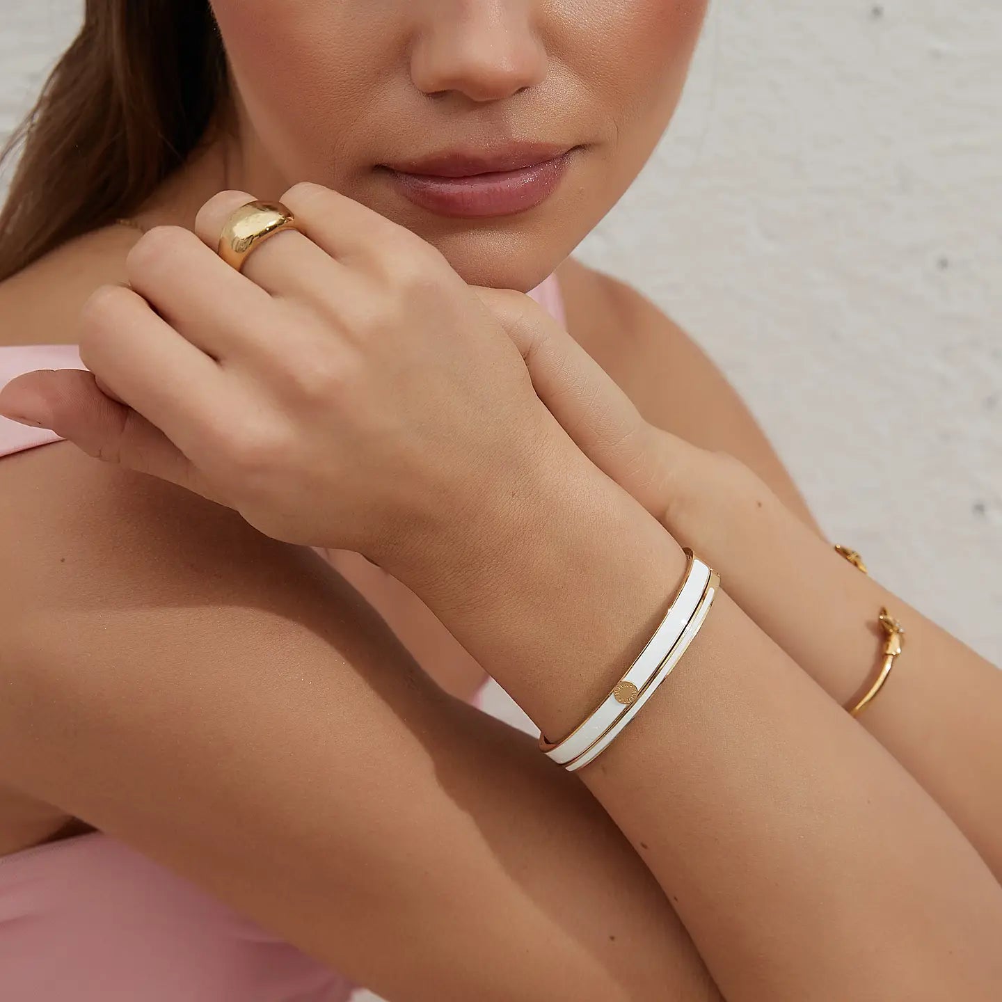 Poppy mini bangle - white/gold