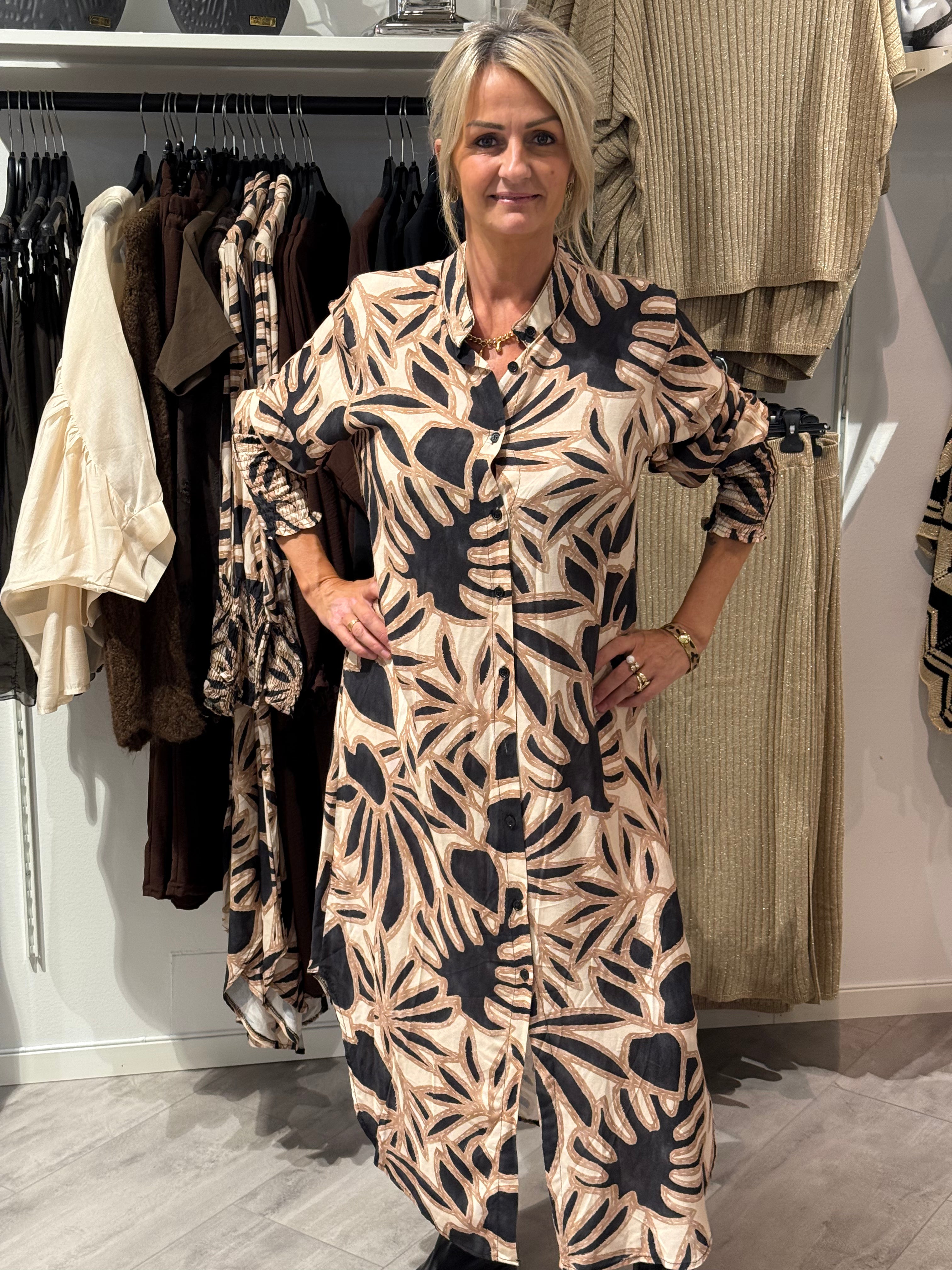 Merle dress leaf black/beige