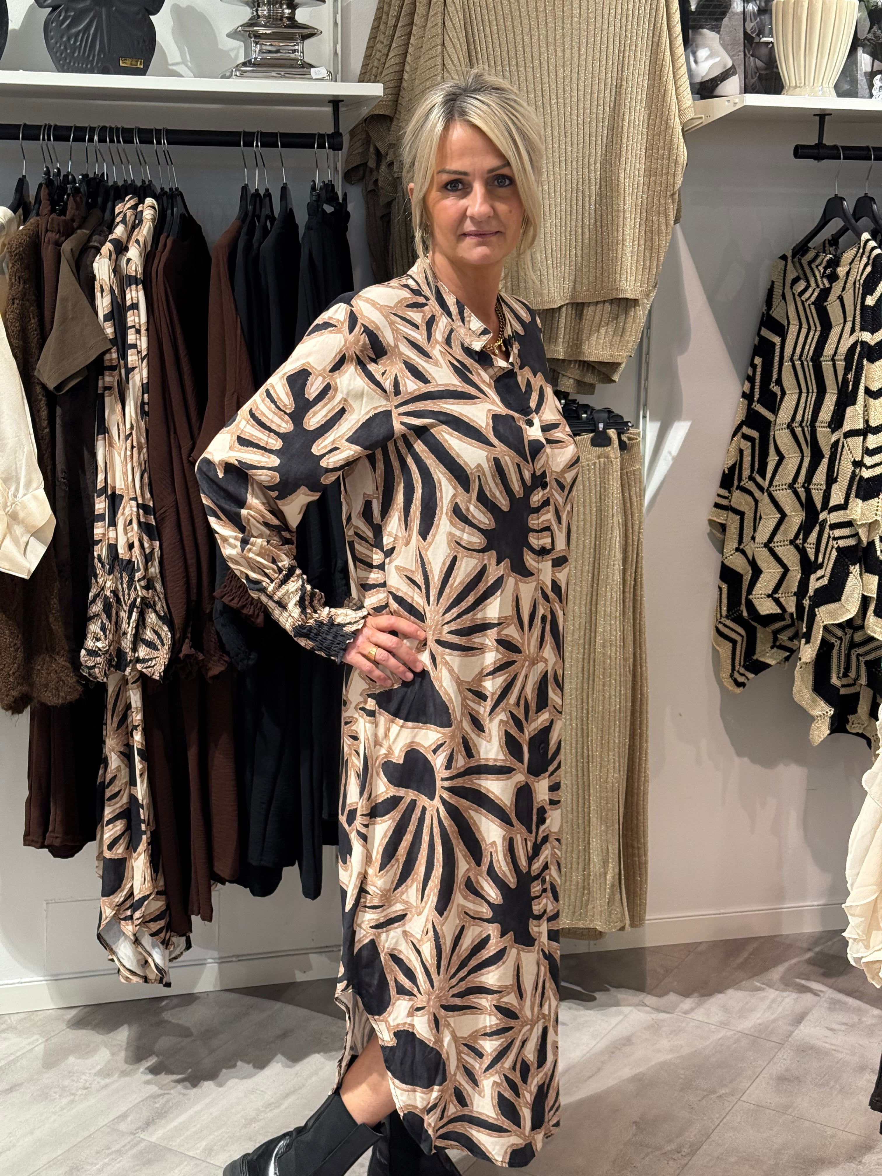Merle dress leaf black/beige