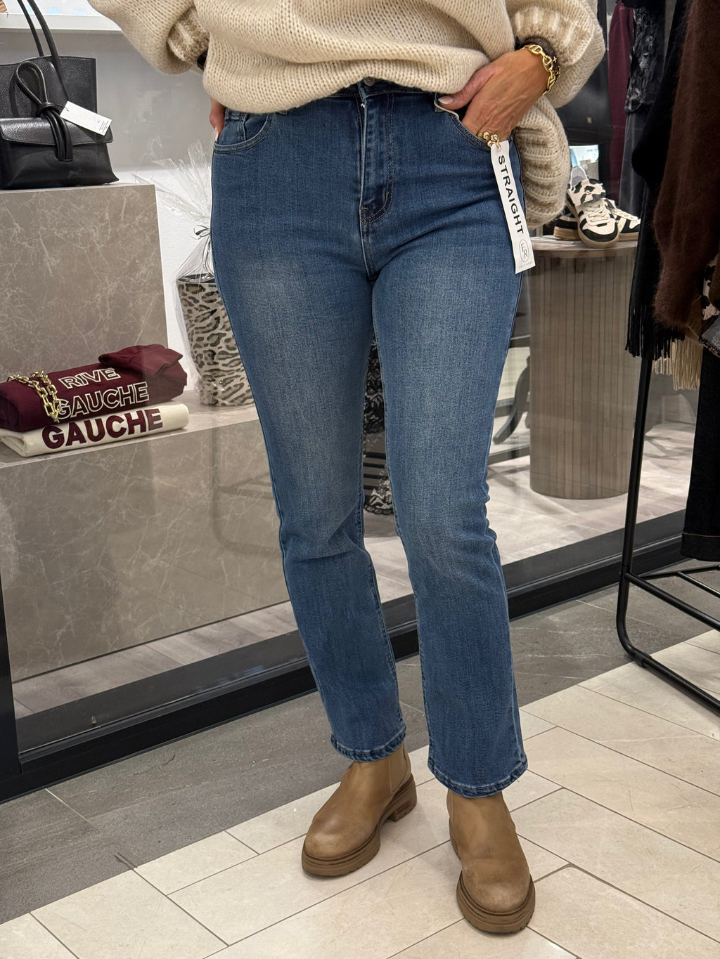 Jeans straight-mellan blå