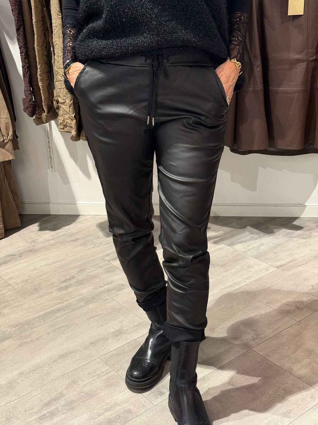 Miracle pants imitation leather