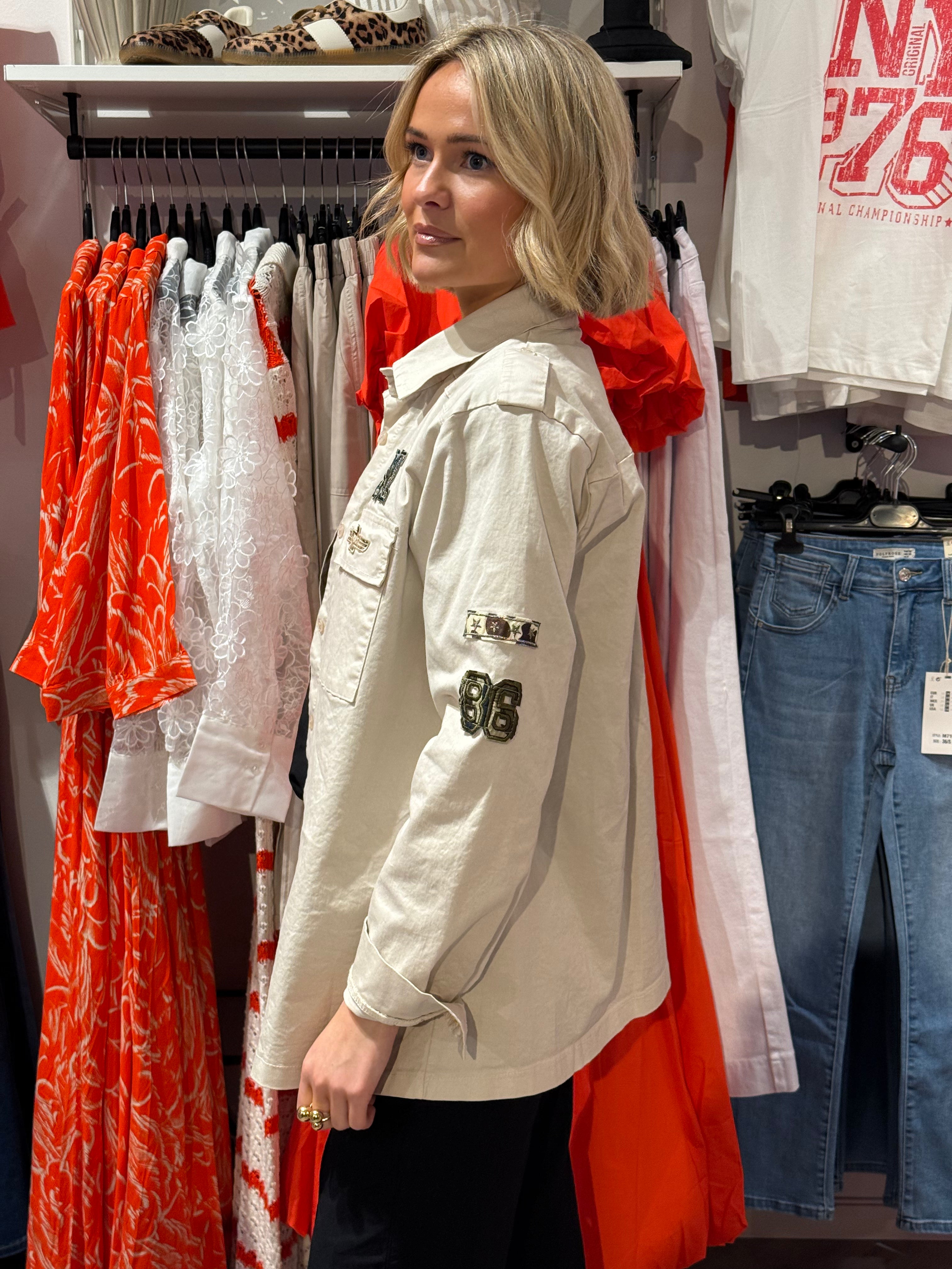 Army jacket beige