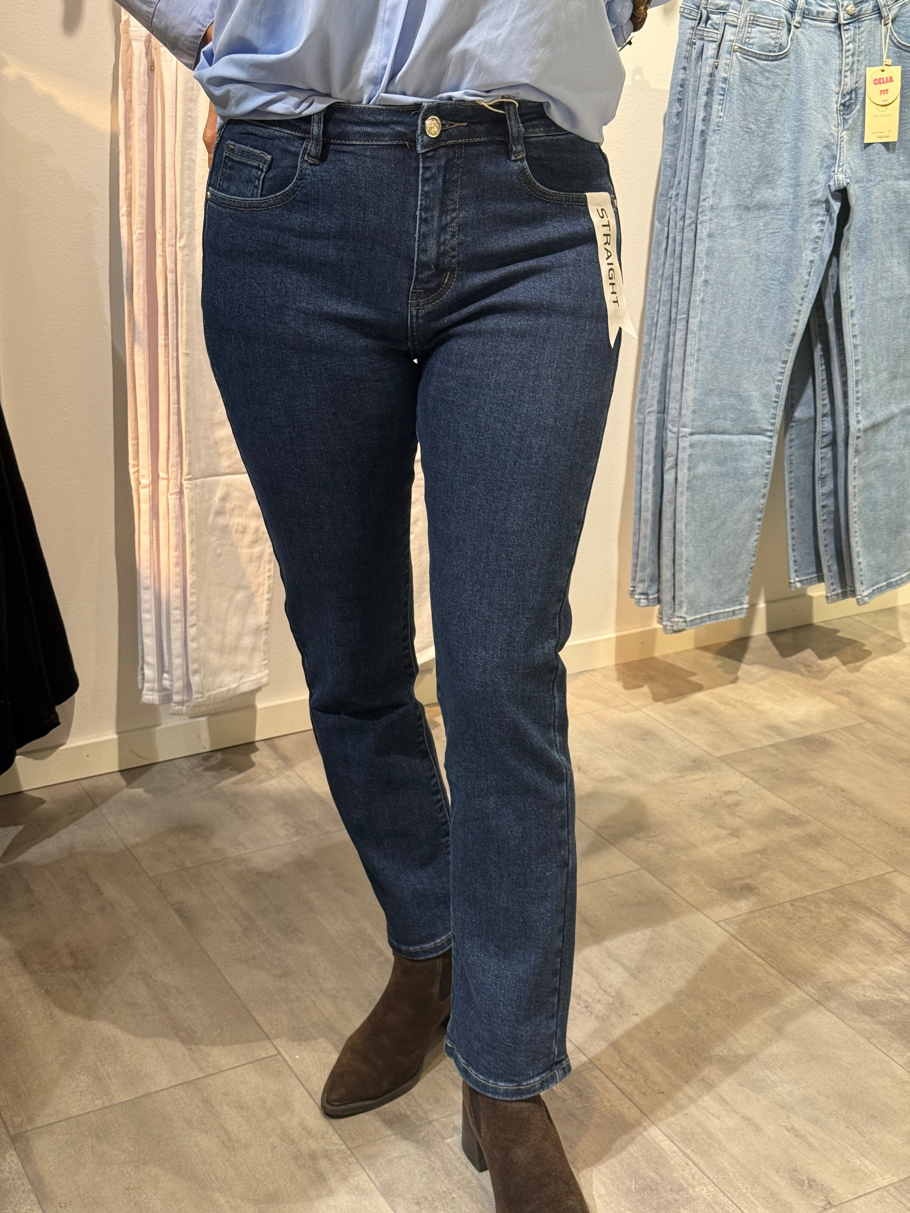 Straight jeans- mörkblå