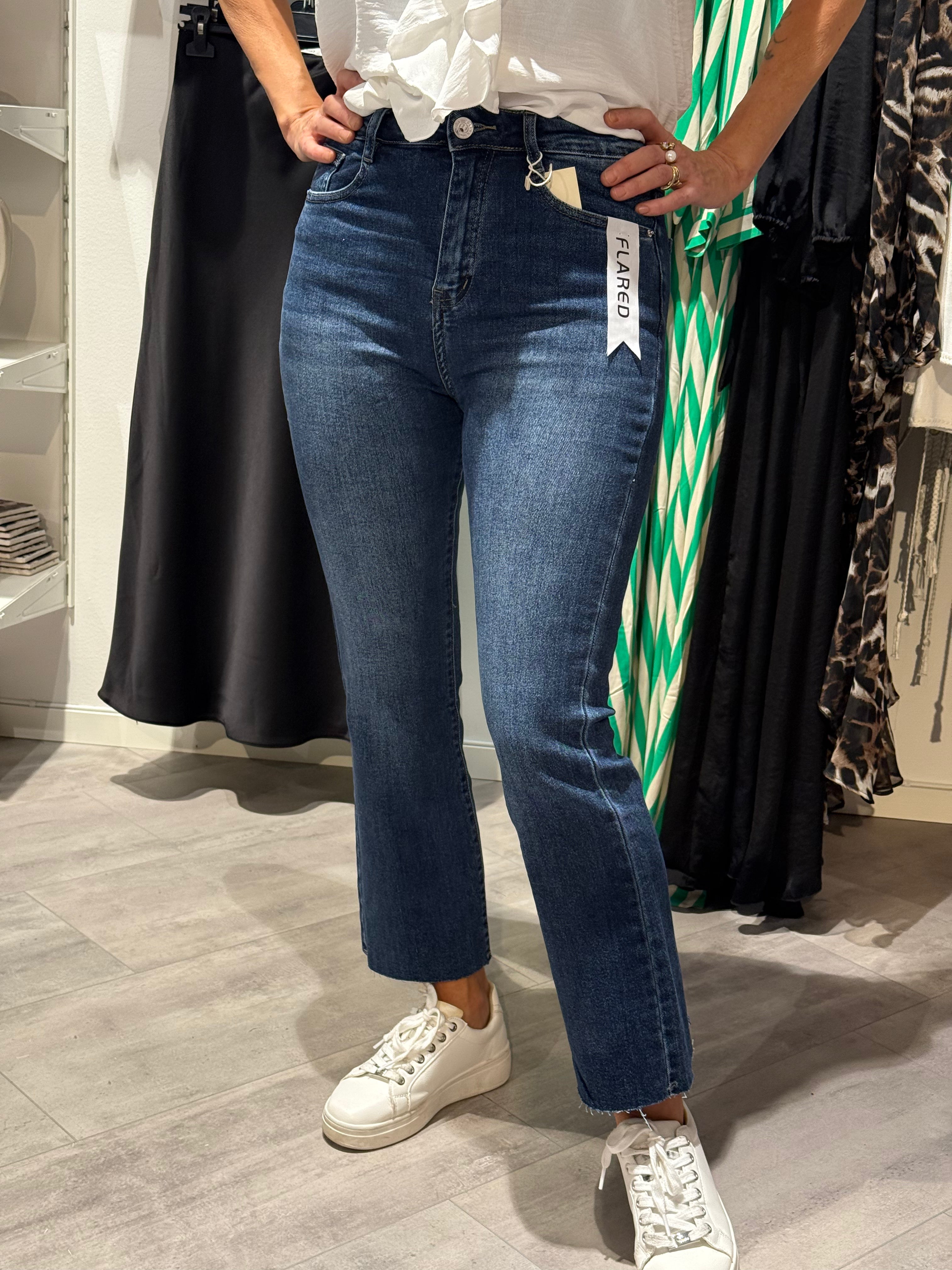 Flared jeans mörkblå
