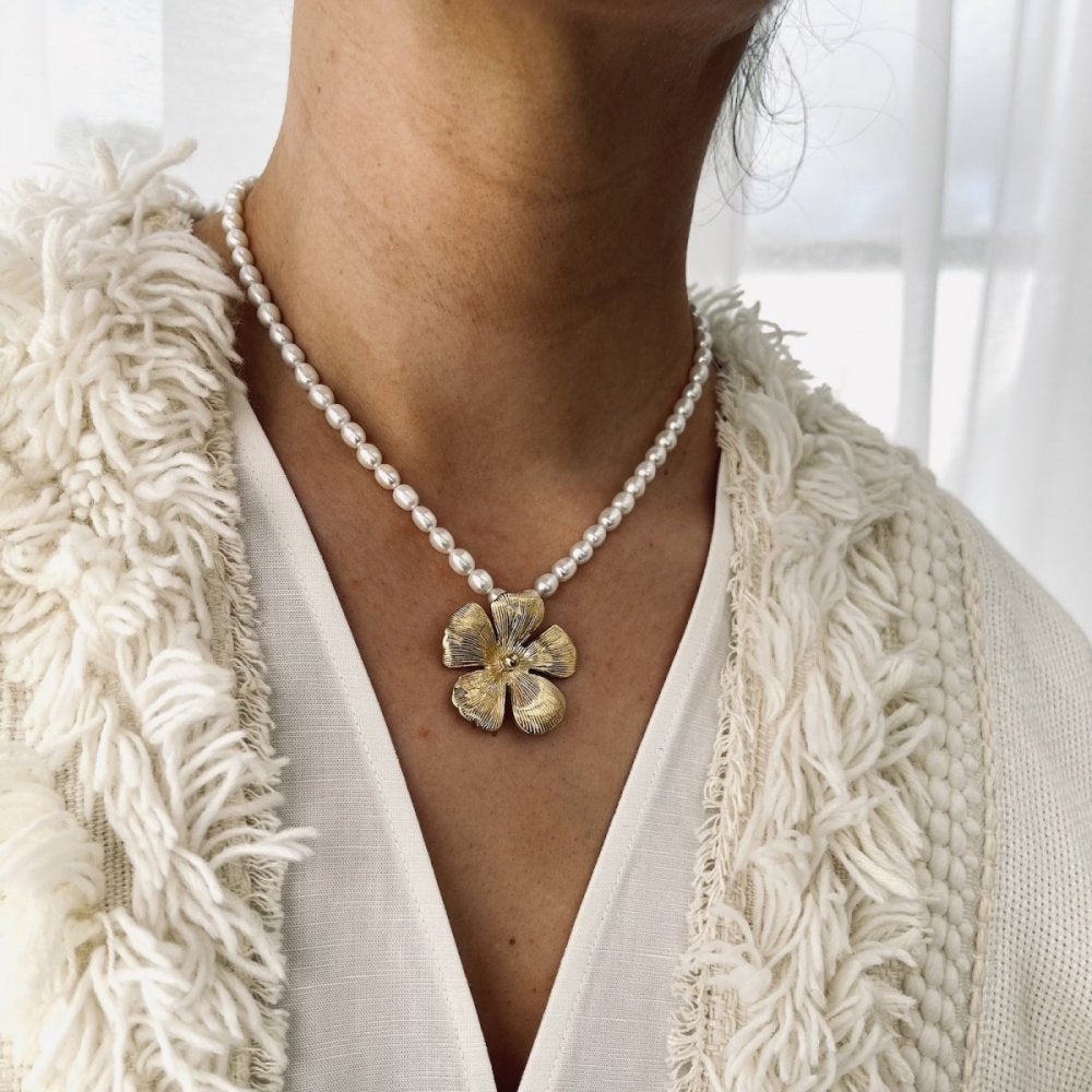 BLOSSOM PEARL NECKLACE GOLD