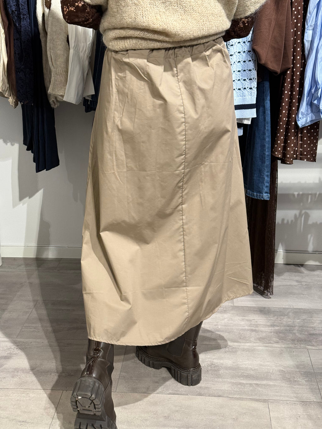 Ballongkjol med fickor Taupe
