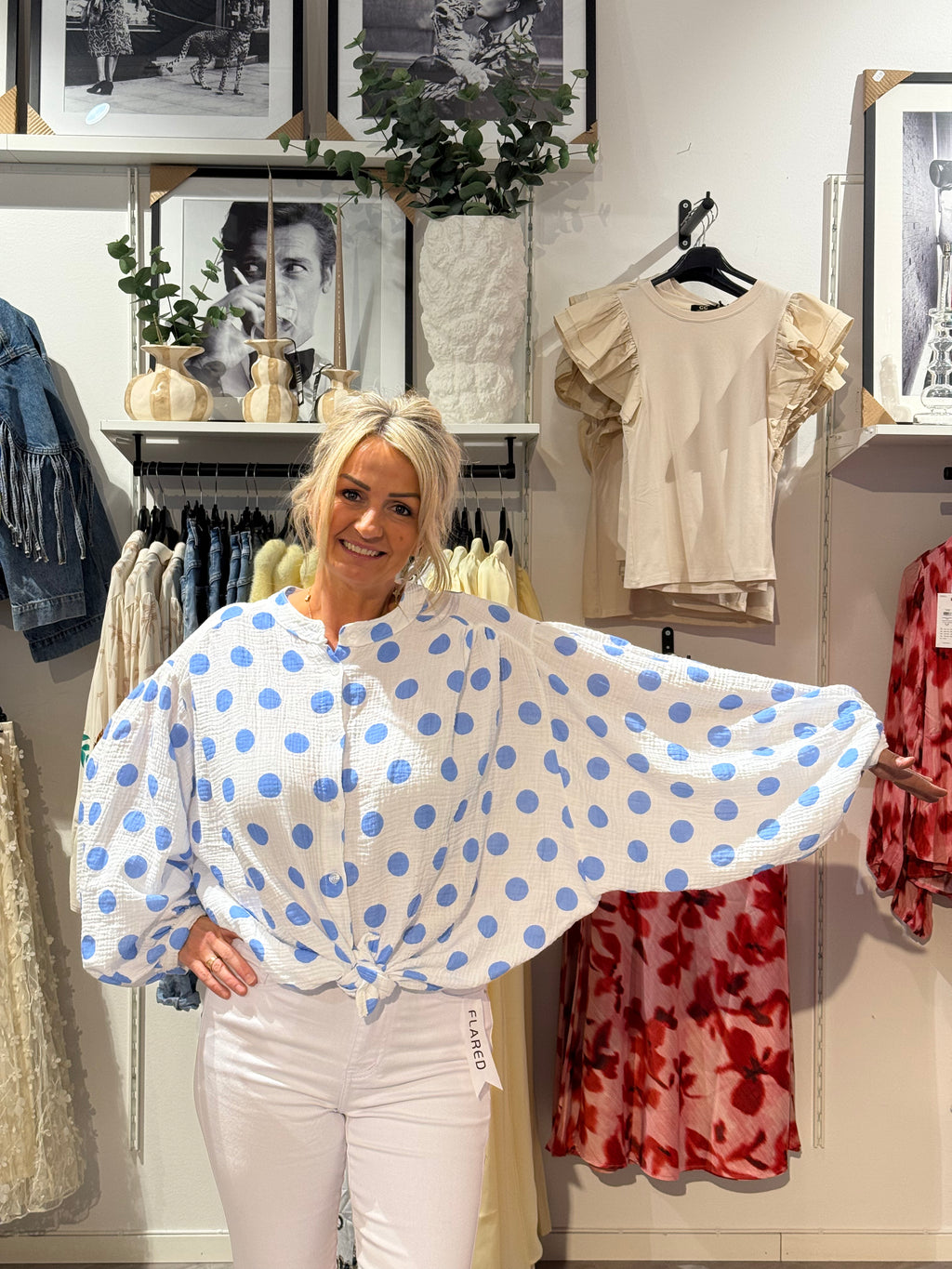 Blouse- dot blue