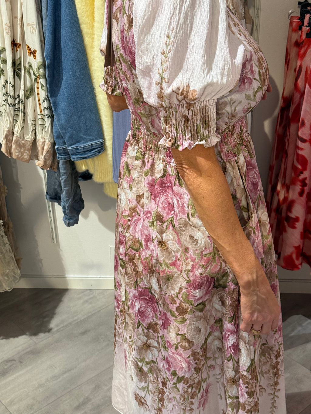 Lydia dress pink