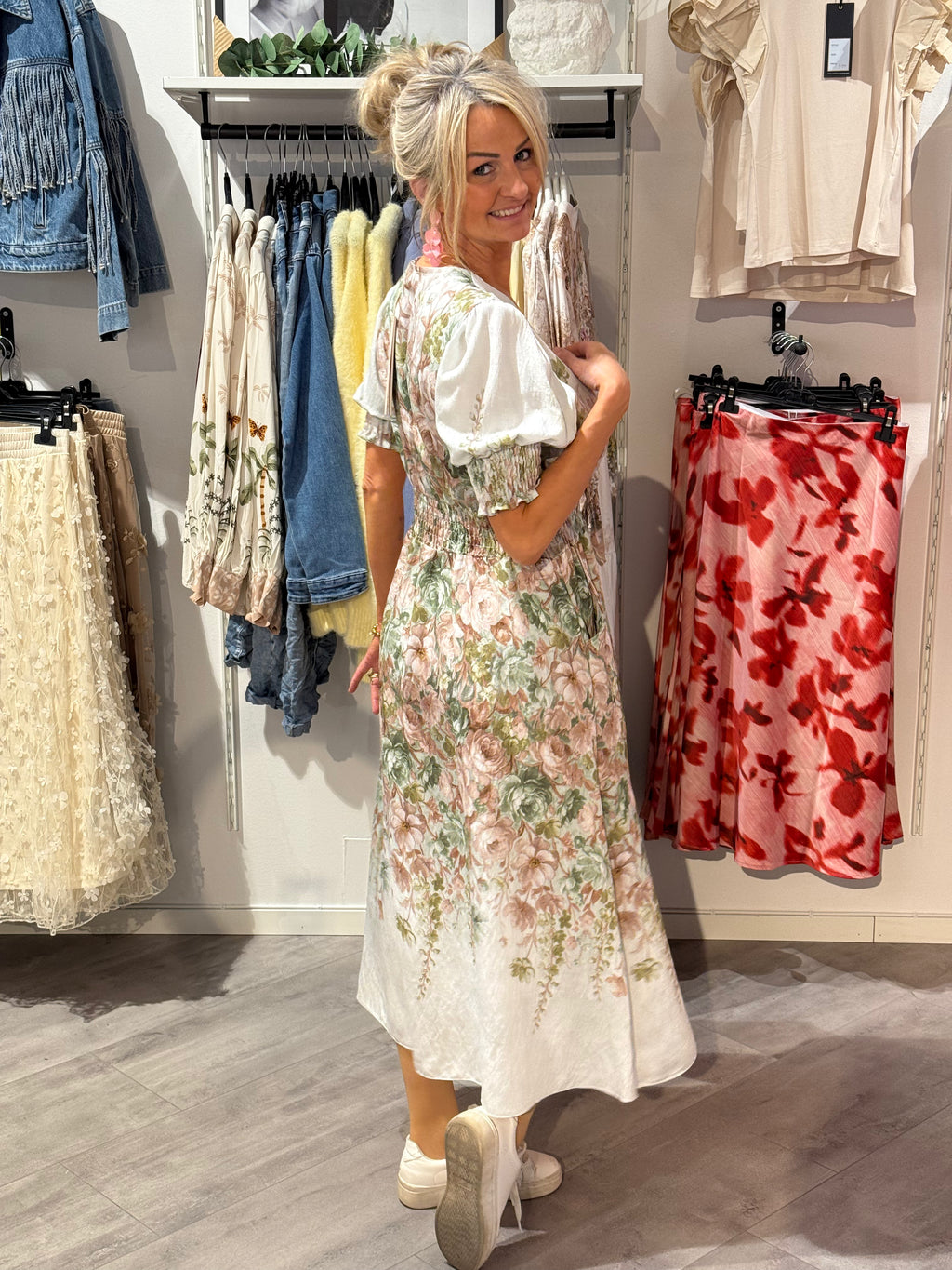 Lydia dress green