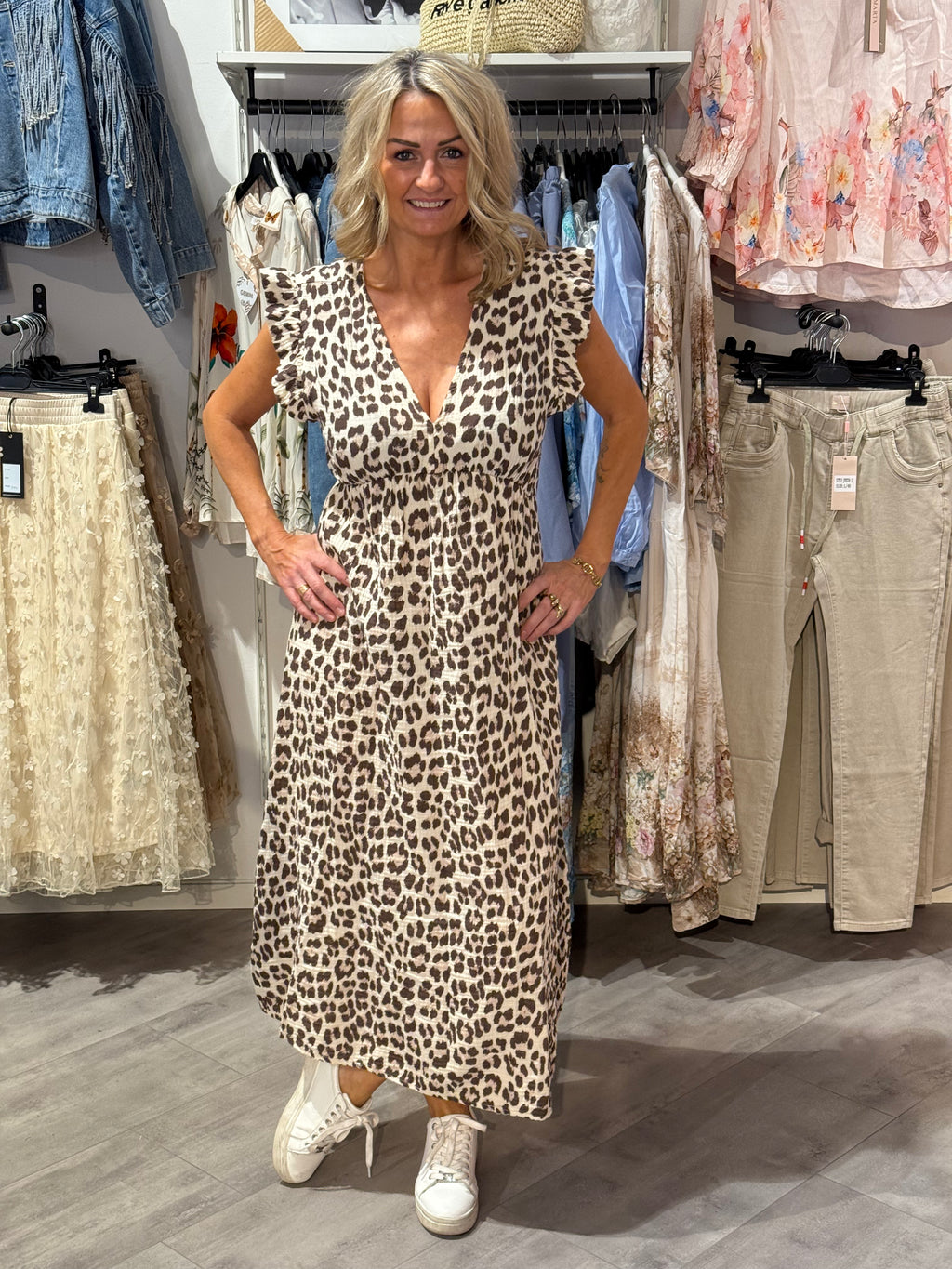 Summer dress 2.0- Leo brun