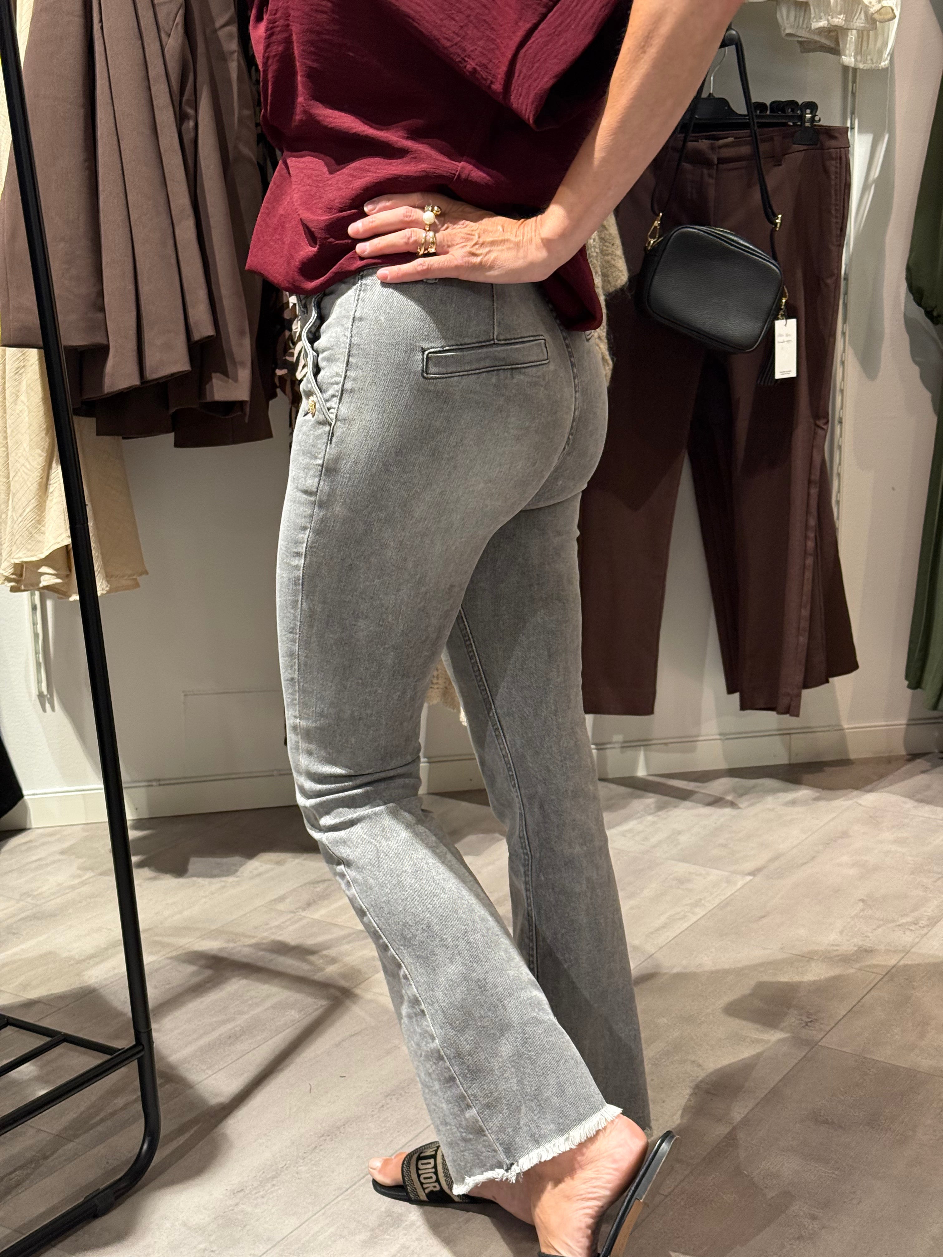Flared jeans med guldknappar grå