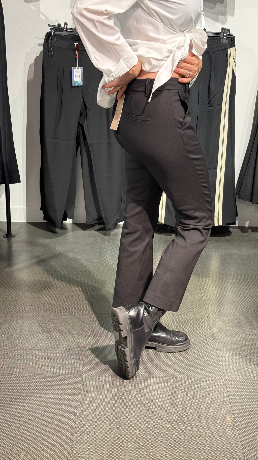 ISADORA ANKLE BOOTCUT