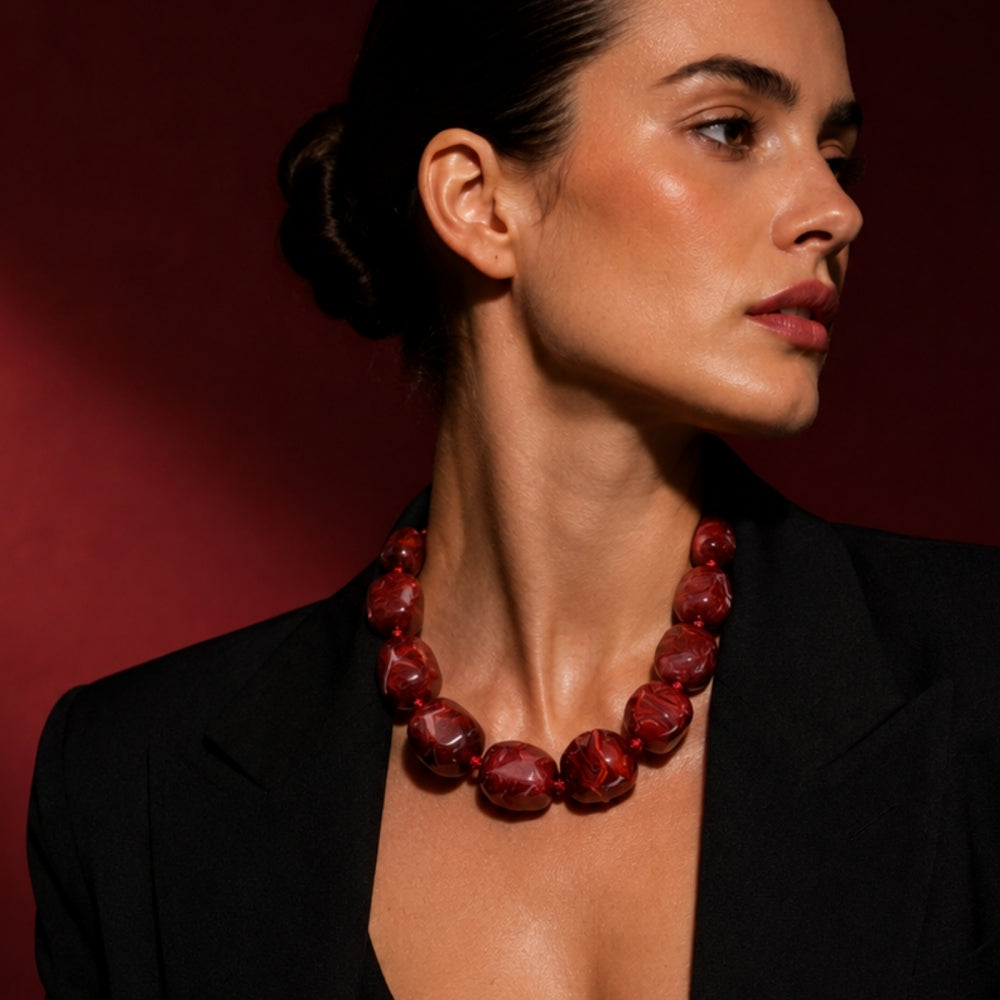 VIBE RESIN NECKLACE RED