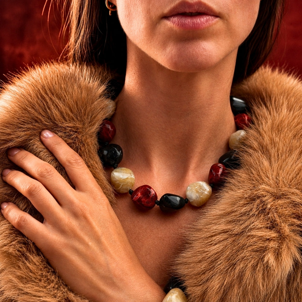 VIBE RESIN NECKLACE MIX RED